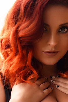 Lucy Vixen Shows Her Huge Tits